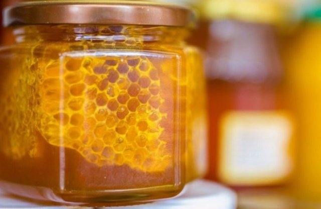 пчелиные соты полезные свойства