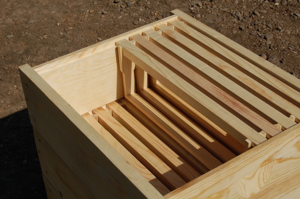 изготовление рамок для ульев своими руками видео