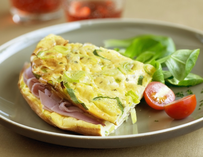 хмель растения из семейства коноплевых